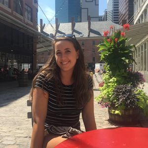 Meet your Posher, Cami